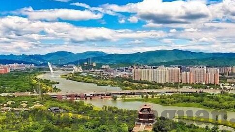 以色列对波兰足球比分-从以色列对波兰足球比分看国际赛事，竞技背后的文化碰撞与体育精神